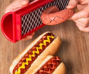 SlotDog Hot Dog Slicing Tool